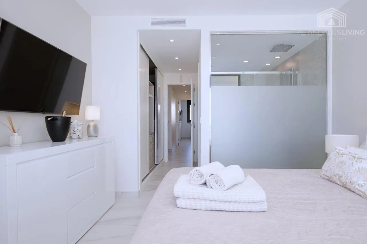 Contemporary Apartment 8 Min To Puerto Banus Estepona